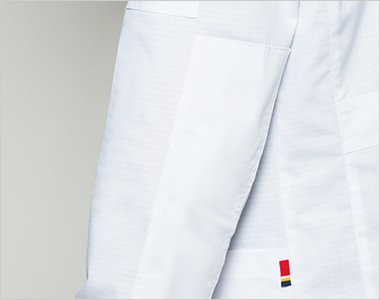 ハードな仕様に耐えるエルボパッチ付き