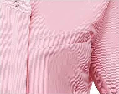 小物が収納できる左胸ポケット